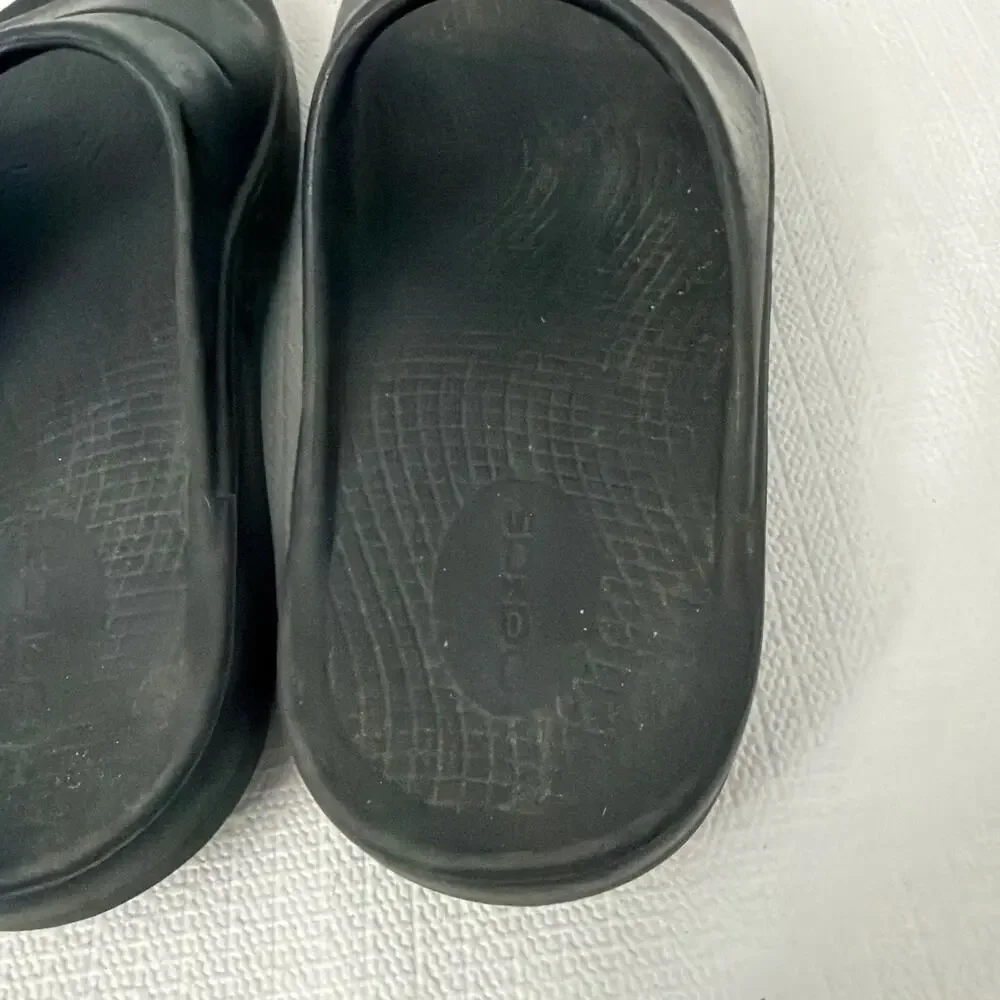 OOFOS OOahh Slides Mens Size 8 Black Recovery Slip On Sandals Comfort
